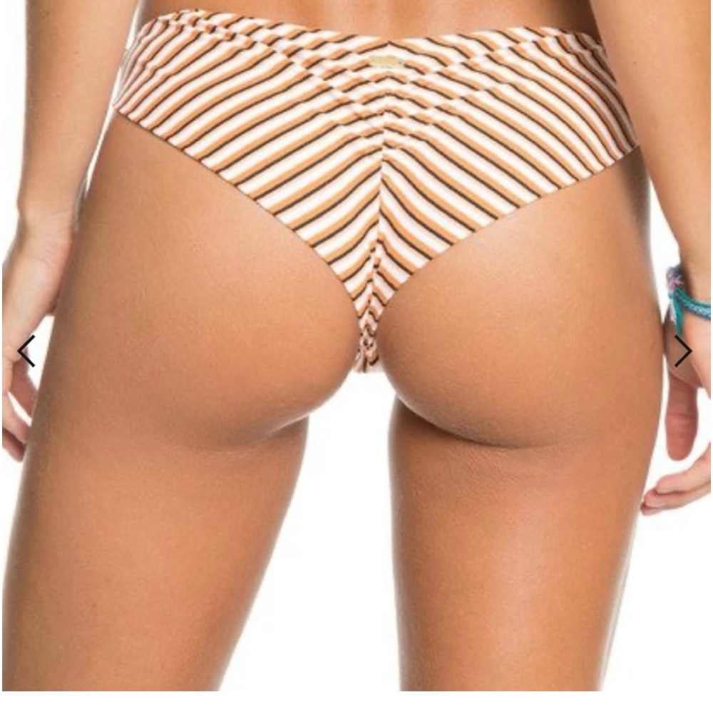 Roxy xl bikini bottoms cheeky tags and sanitary strip still on